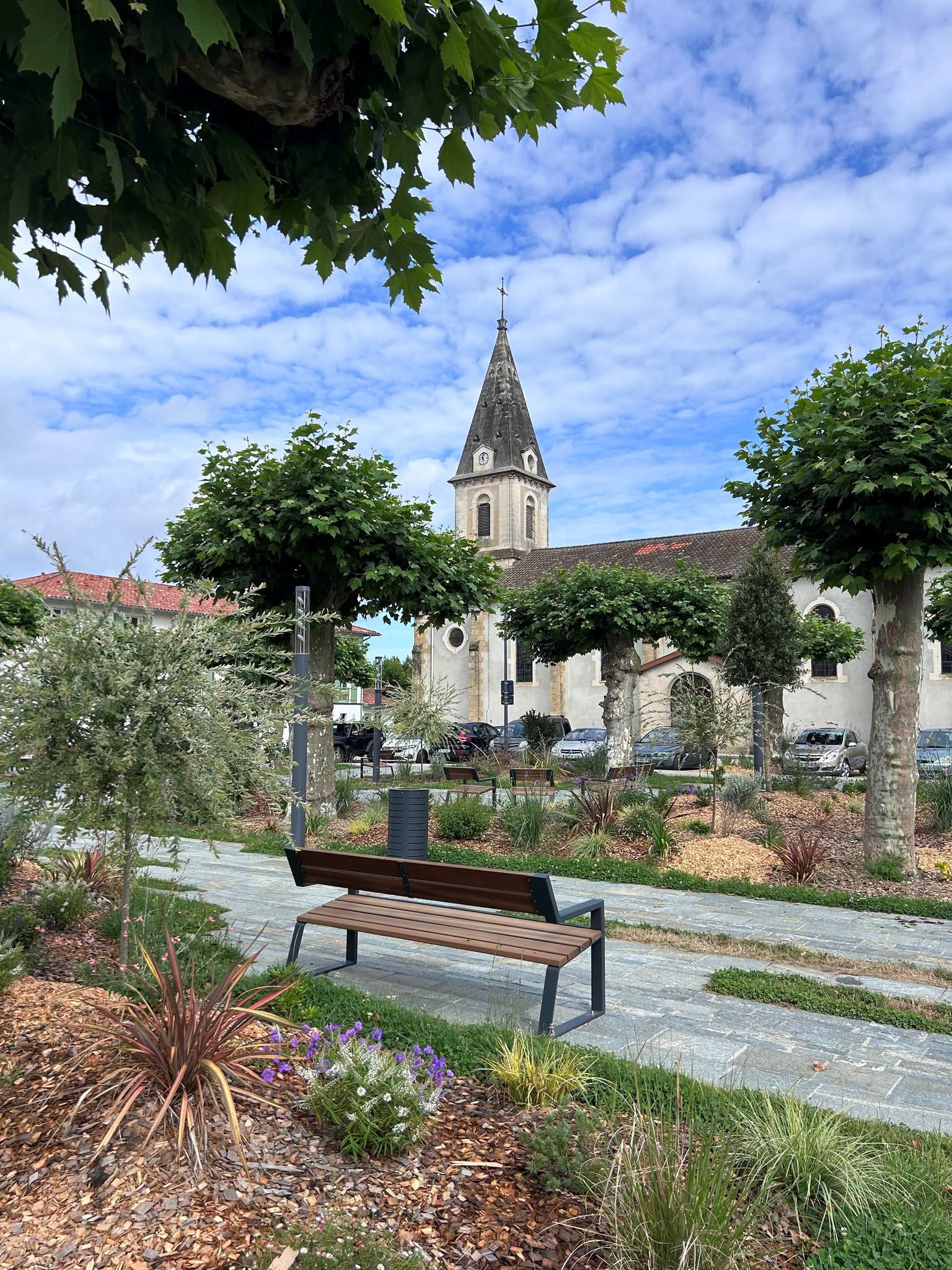 Centre-bourg de Bénesse-Maremne banc public